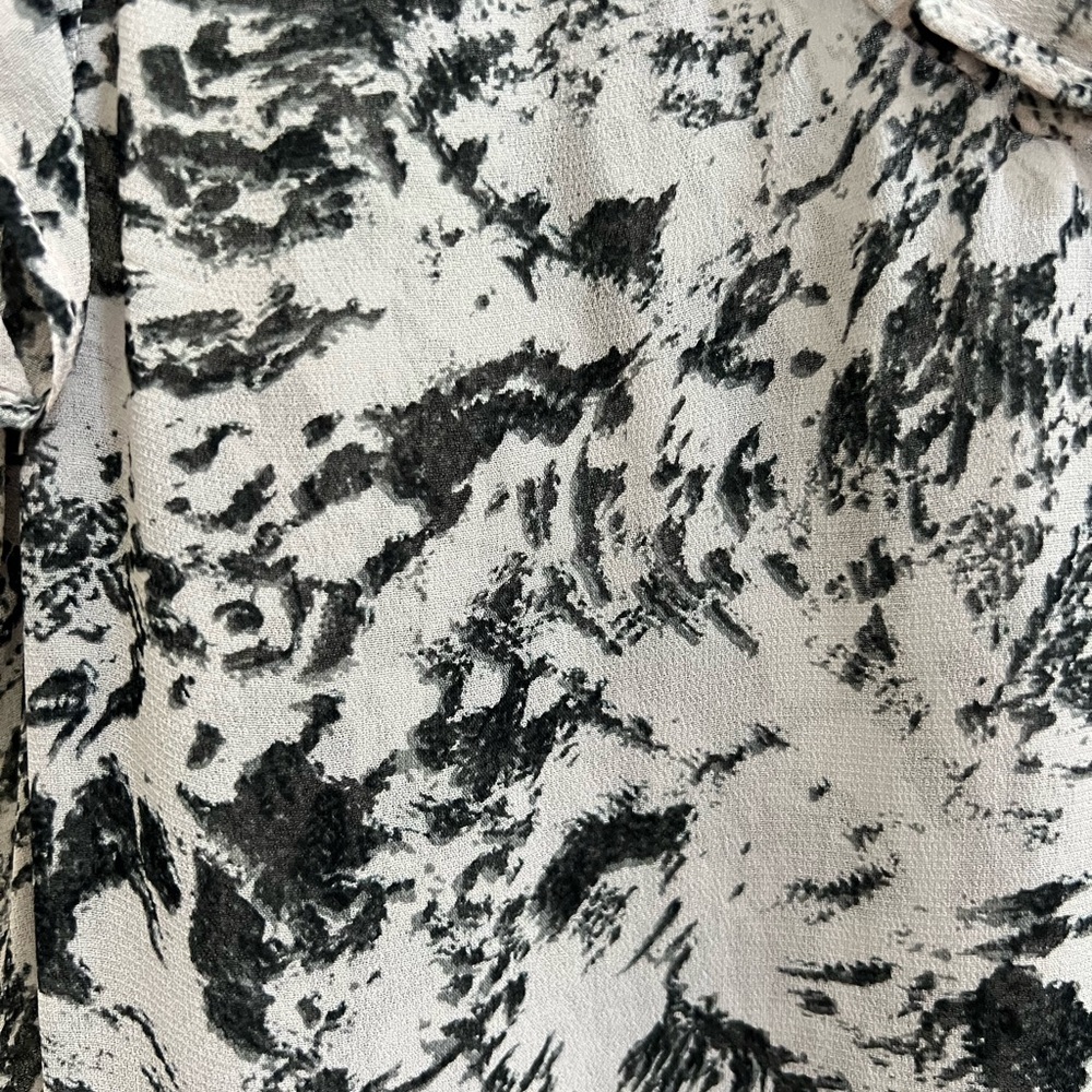 French Connection Sleeveless Ruffled Blouse - Picture 7 of 8